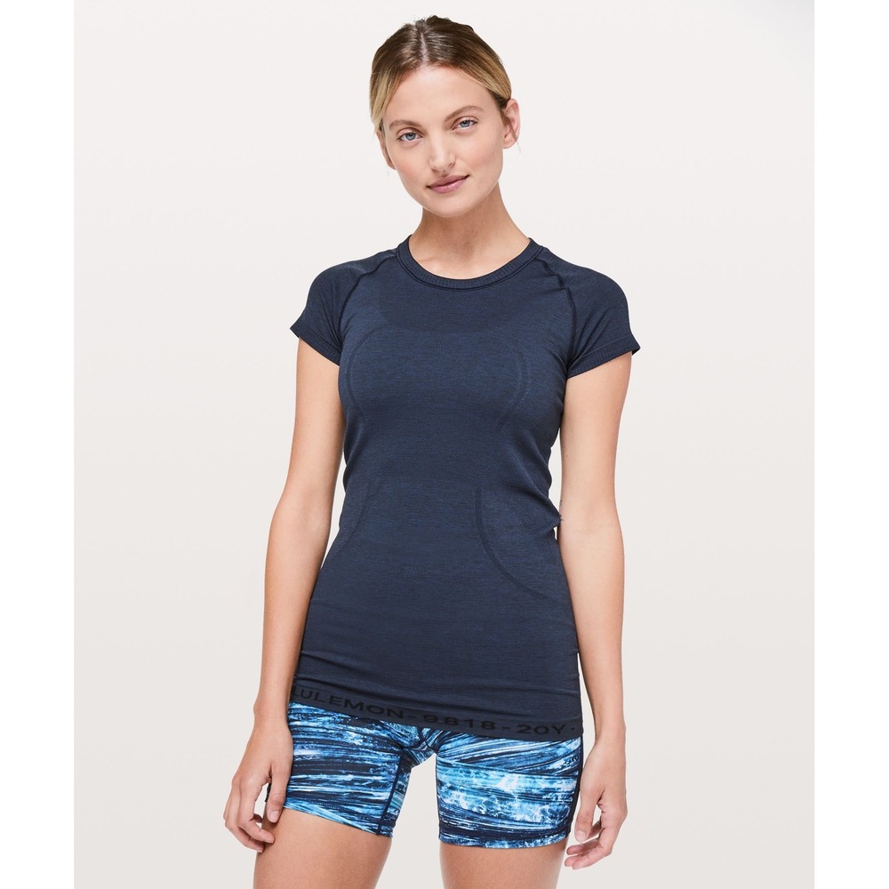 Lululemon Swiftly Tech Short Sleeve Crew Heathered Navy Blue Size 4